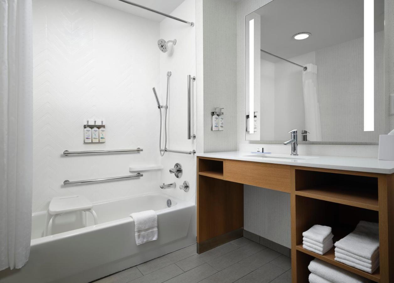 Holiday Inn - Cincinnati - Liberty Way By Ihg West Chester Eksteriør billede